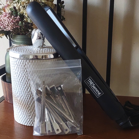 2PC BLACK DIGITAL FLATIRON SET WITH HAIR CLIPS - Picture 12 of 12